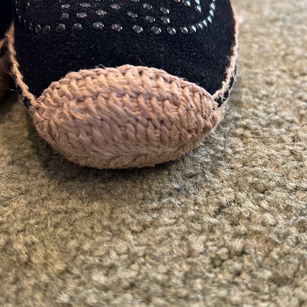 Tory Burch shoe - Picture 3 of 7